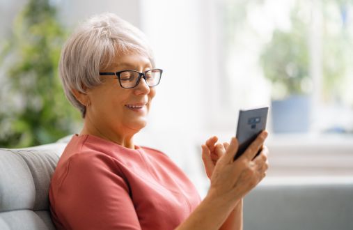 smartphones-senioren.jpg